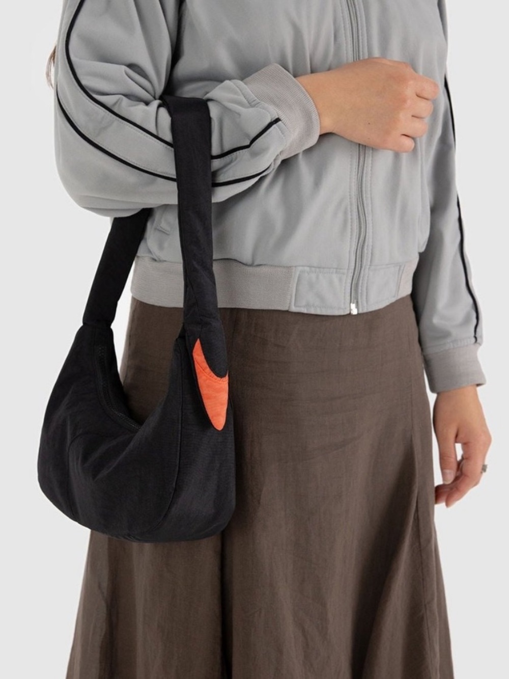 BAGGU Black Shoulder Hobo Bag with Orange Accent